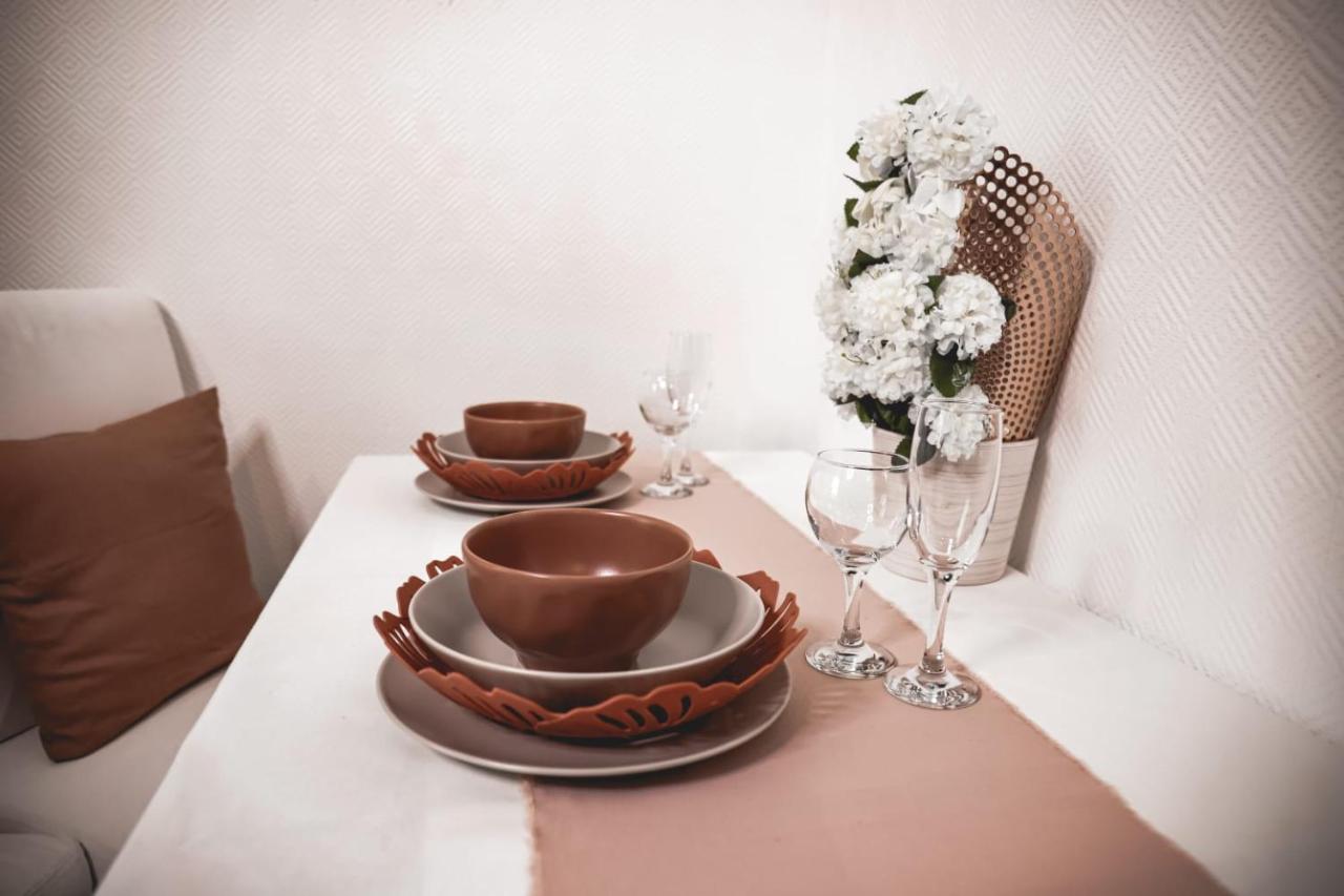 Reims : Aux Biscuits Roses Daire Dış mekan fotoğraf